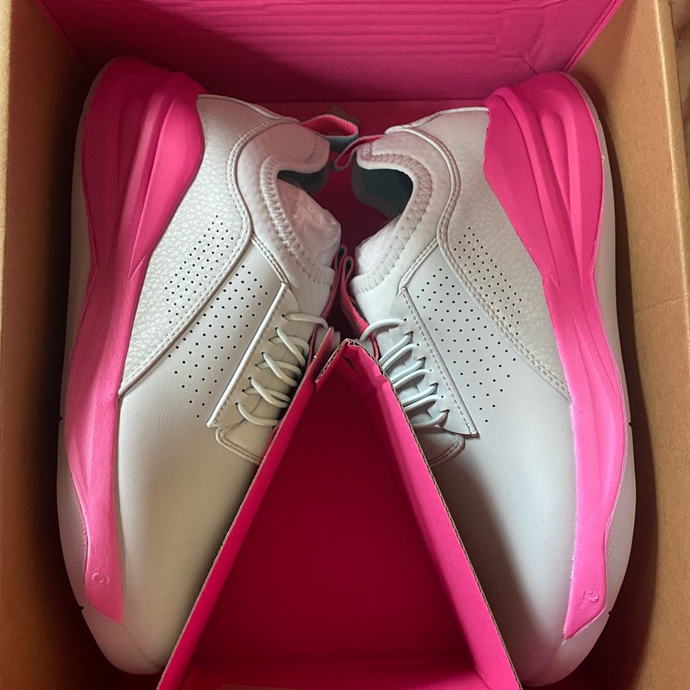 Clove Electron Rose Tennis Shoes